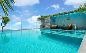 Bella Merry Hotel And Apartment - 100M To The My Khe Beach